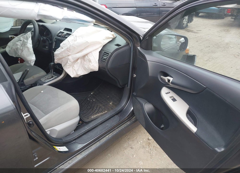 2013 TOYOTA COROLLA S VIN: 2T1BU4EE5DC124544