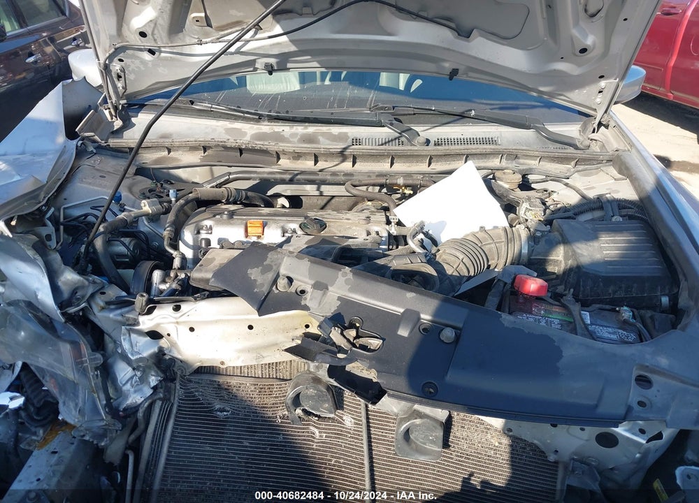 2010 HONDA ACCORD 2.4 EX-L VIN: 1HGCP2F85AA059284