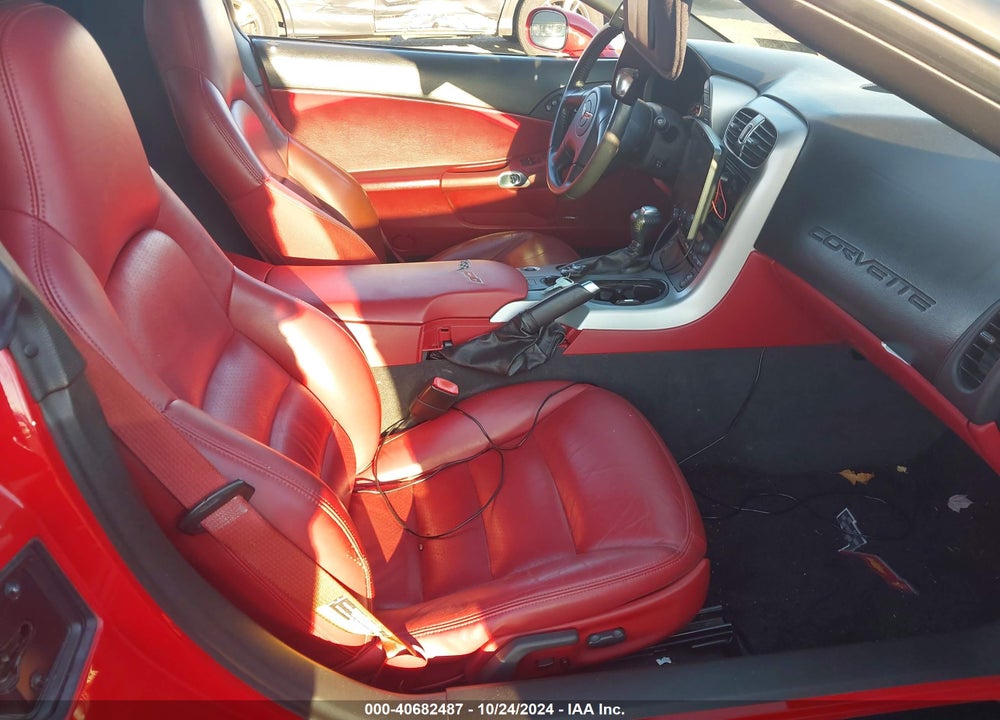 2005 CHEVROLET CORVETTE VIN: 1G1YY24U855126047