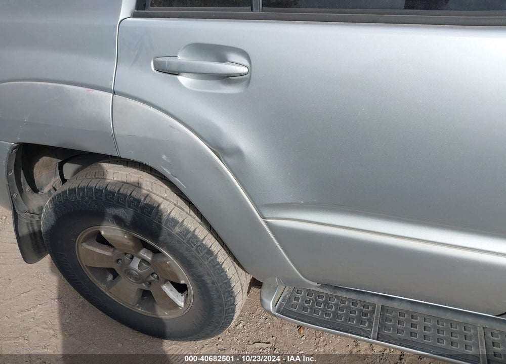 2004 TOYOTA 4RUNNER LIMITED V8 VIN: JTEBT17R440031439