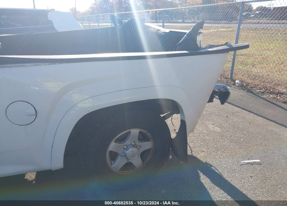 2004 GMC CANYON SL VIN: 1GTDT198648173827