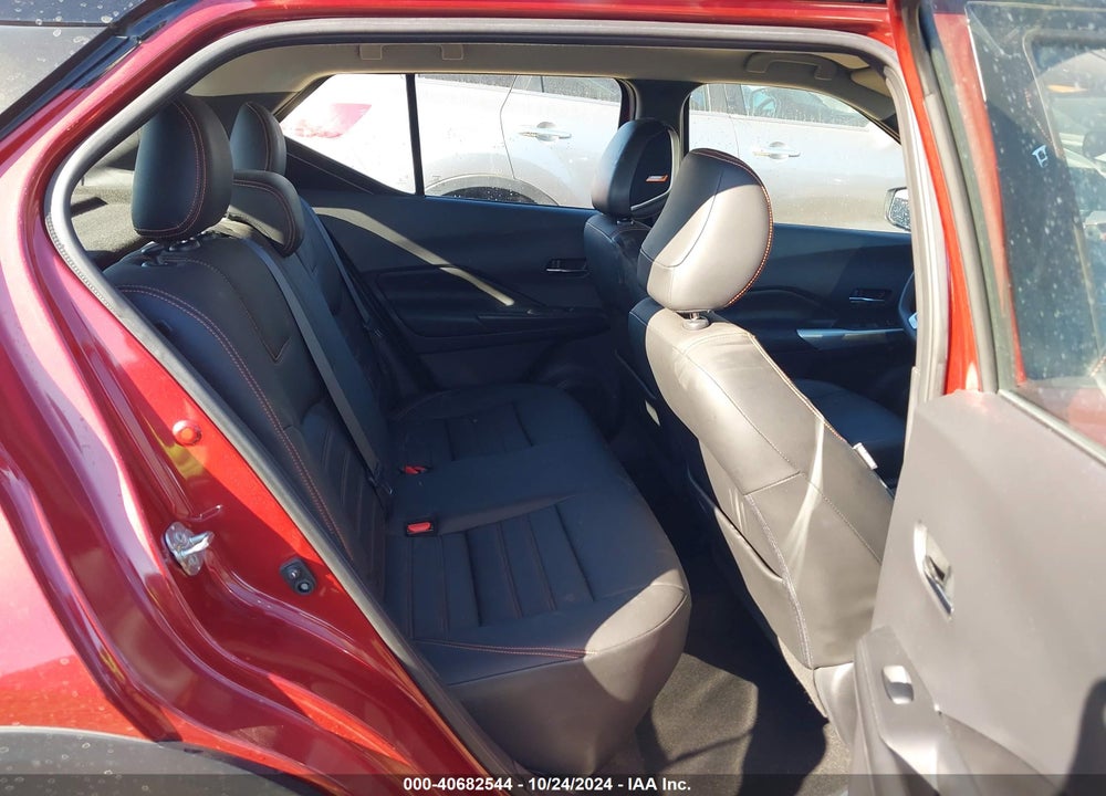 2018 NISSAN KICKS SR VIN: 3N1CP5CU8JL515694
