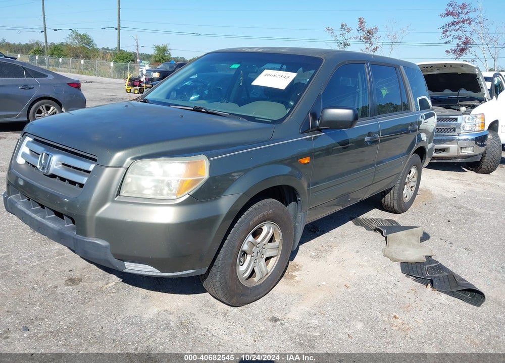 2006 HONDA PILOT LX VIN: 5FNYF28196B048892