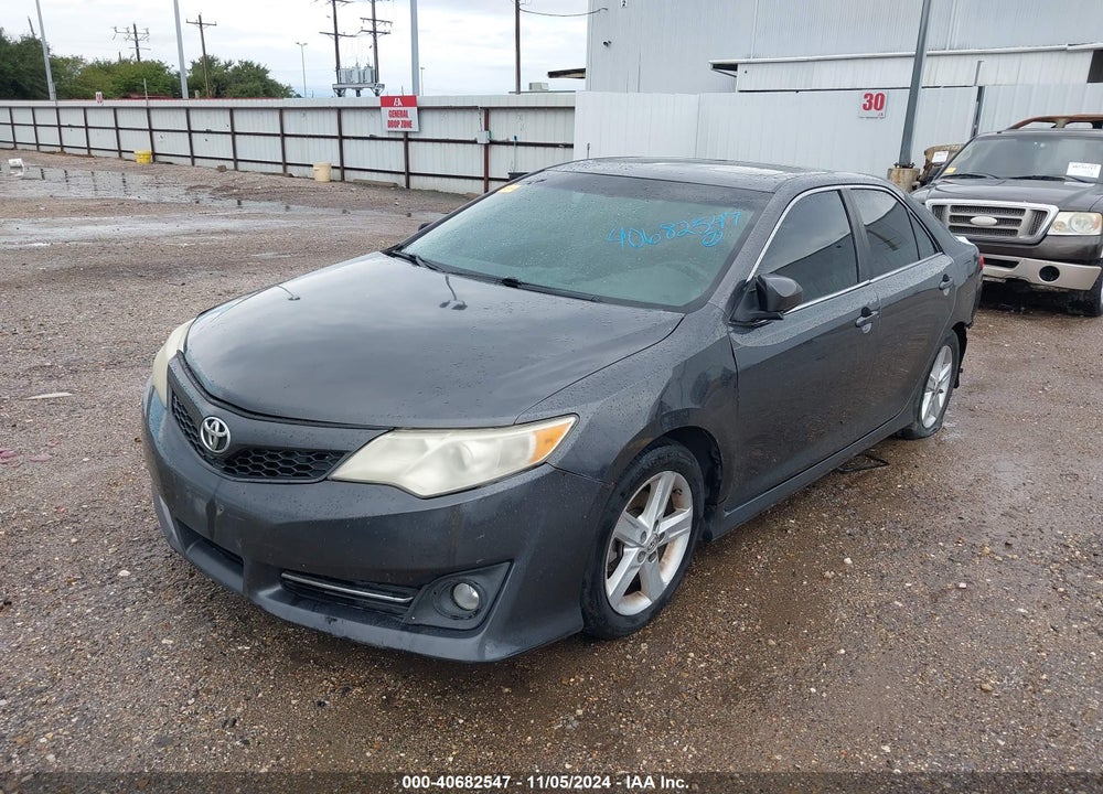 2013 TOYOTA CAMRY SE VIN: 4T1BF1FK7DU655773