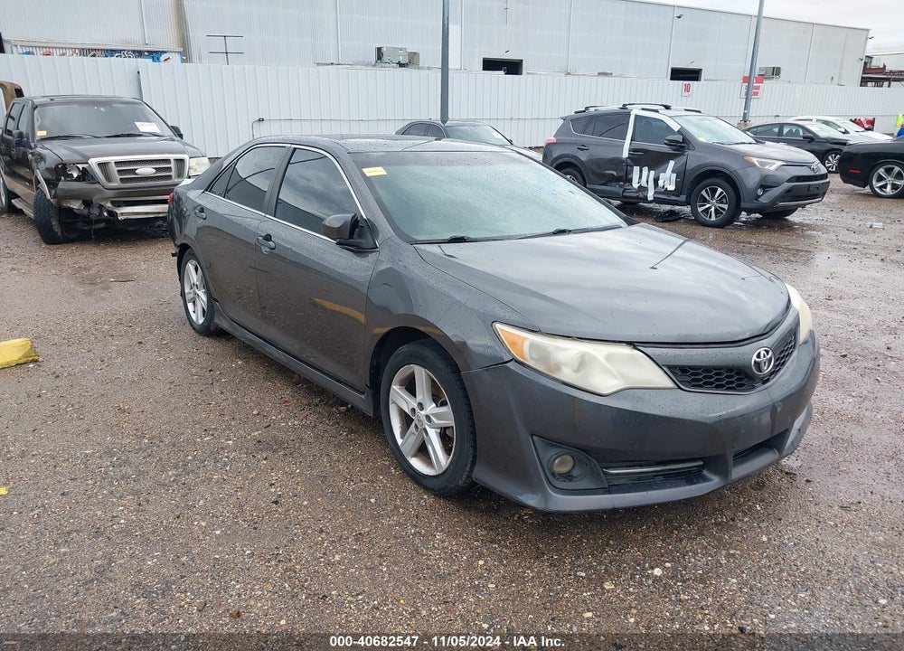 2013 TOYOTA CAMRY SE VIN: 4T1BF1FK7DU655773