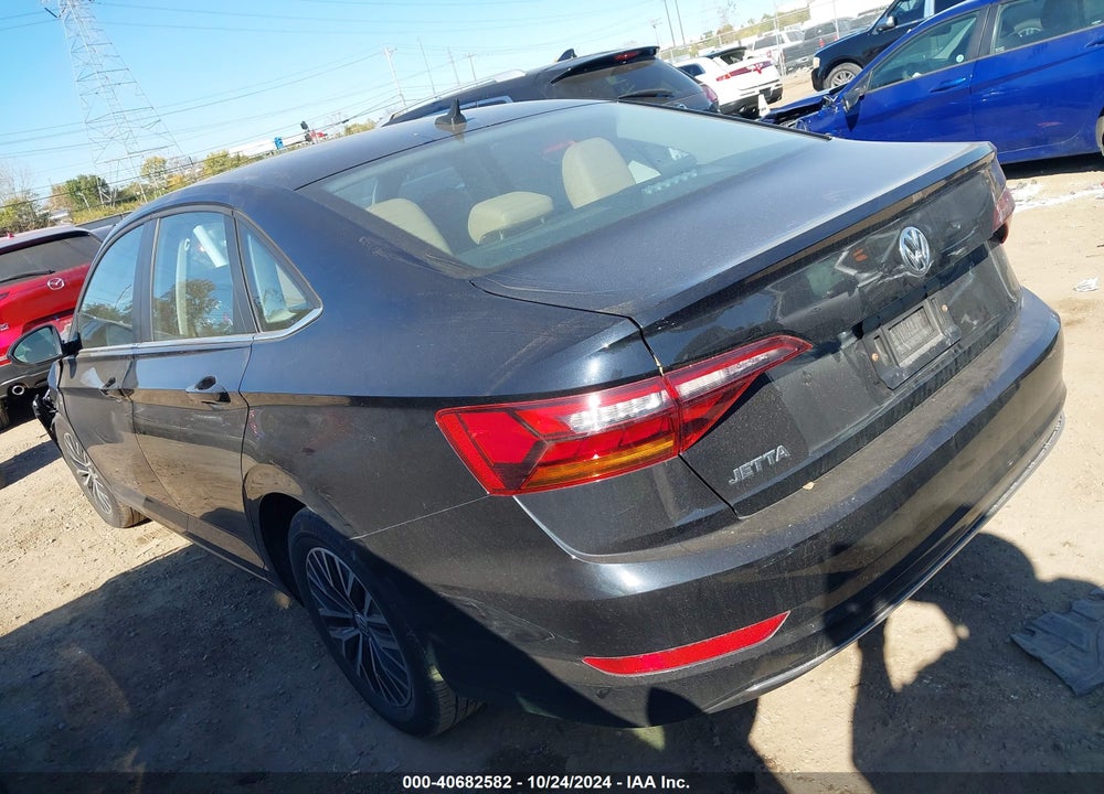 2019 VOLKSWAGEN JETTA 1.4T SEL VIN: 3VWE57BU6KM005622
