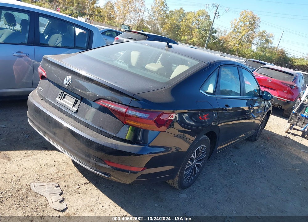 2019 VOLKSWAGEN JETTA 1.4T SEL VIN: 3VWE57BU6KM005622