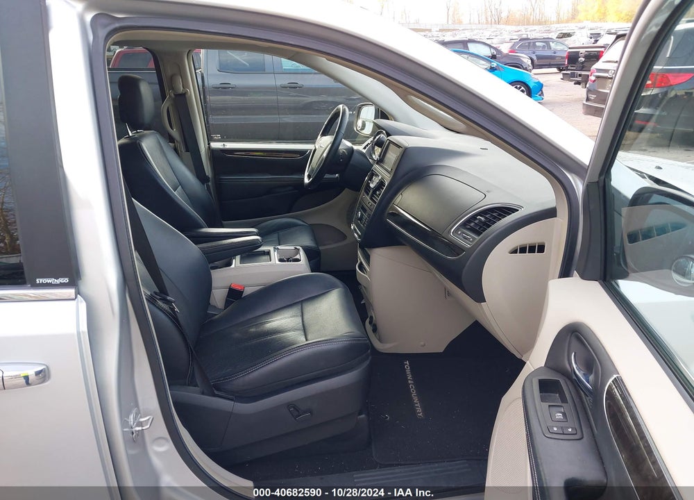 2012 CHRYSLER TOWN & COUNTRY TOURING-L VIN: 2C4RC1CG8CR134892