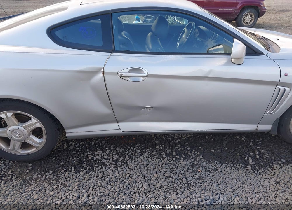 2003 HYUNDAI TIBURON GT V6 VIN: KMHHN65F43U060831