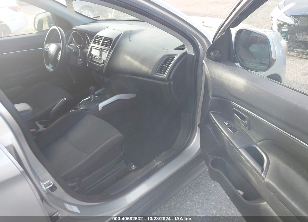 2014 MITSUBISHI OUTLANDER SPORT ES VIN: 4A4AR3AU9EE029030