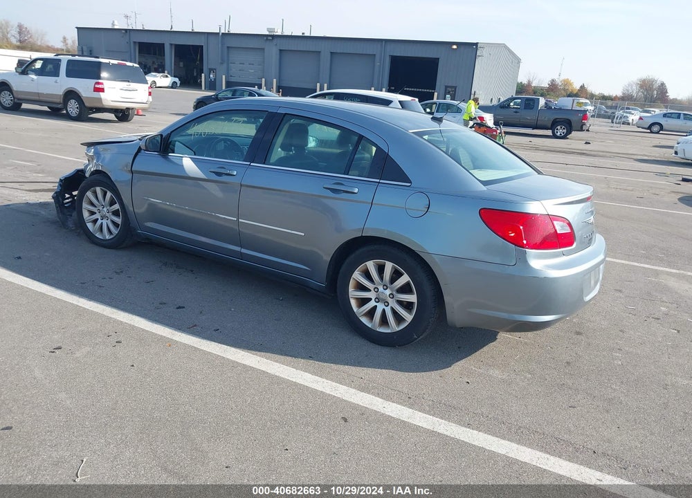 2010 CHRYSLER SEBRING LIMITED VIN: 1C3CC5FB4AN111928