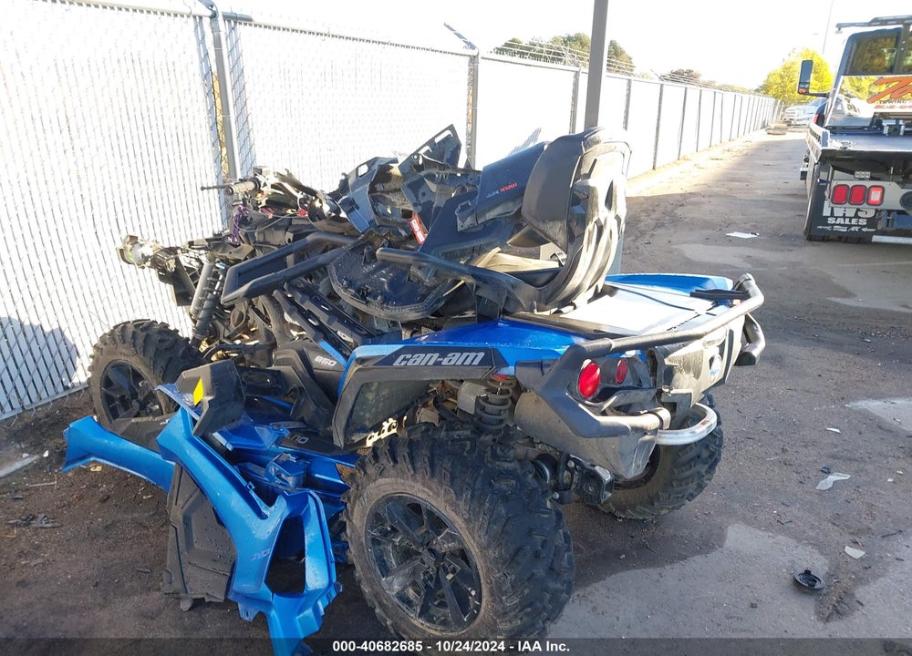 2022 CAN-AM OUTLANDER MAX XT 850/XT-P 850 VIN: 3JBLPAU4XNJ001757