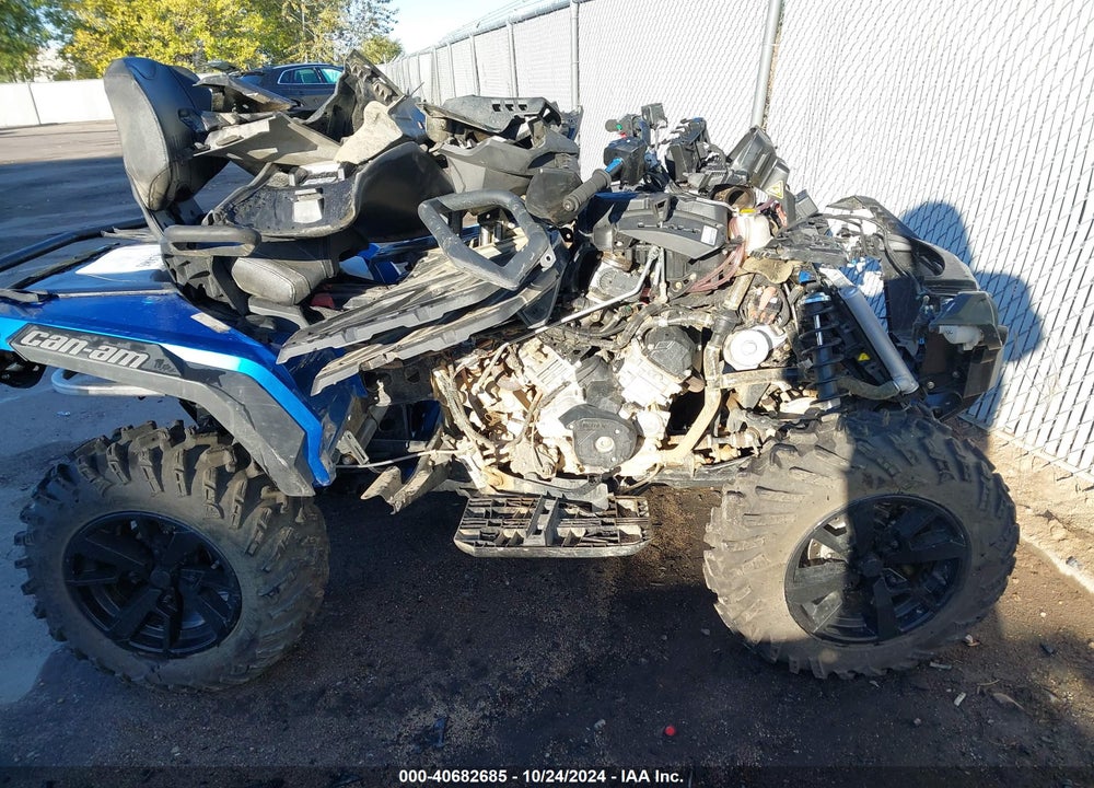 2022 CAN-AM OUTLANDER MAX XT 850/XT-P 850 VIN: 3JBLPAU4XNJ001757