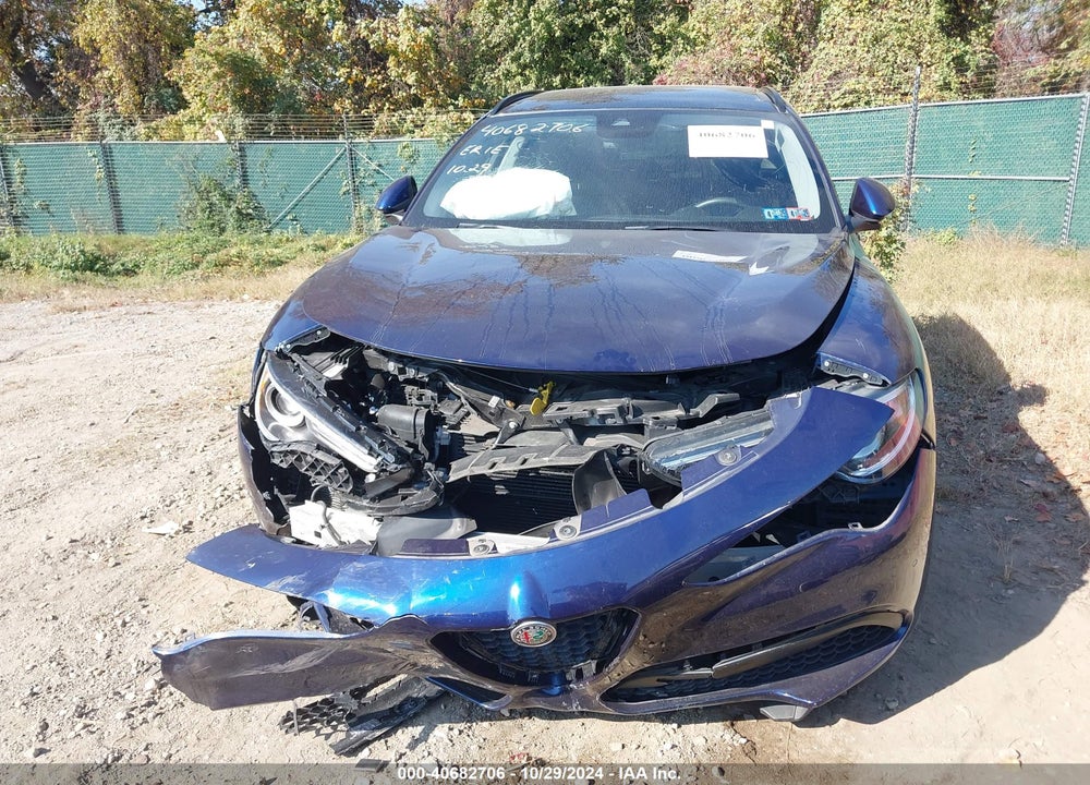 2018 ALFA ROMEO STELVIO SPORT AWD VIN: ZASFAKPN7J7B90870