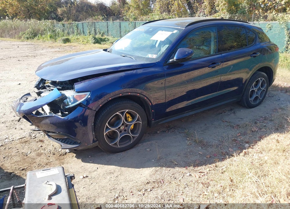 2018 ALFA ROMEO STELVIO SPORT AWD VIN: ZASFAKPN7J7B90870