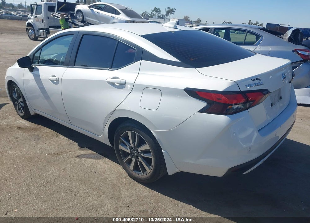 2021 NISSAN VERSA SV XTRONIC CVT VIN: 3N1CN8EV2ML859698