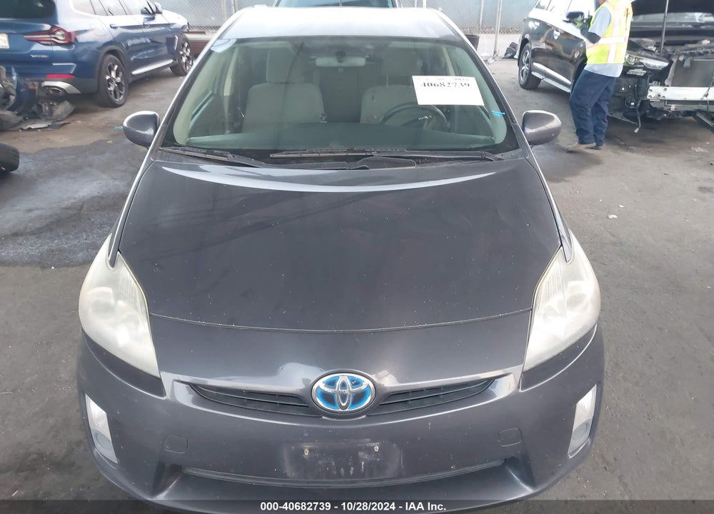 2011 TOYOTA PRIUS TWO VIN: JTDKN3DU3B1342533