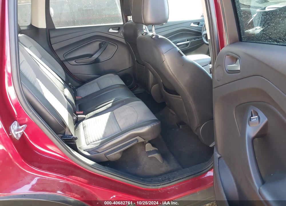 2017 FORD ESCAPE TITANIUM VIN: 1FMCU0J94HUA88033