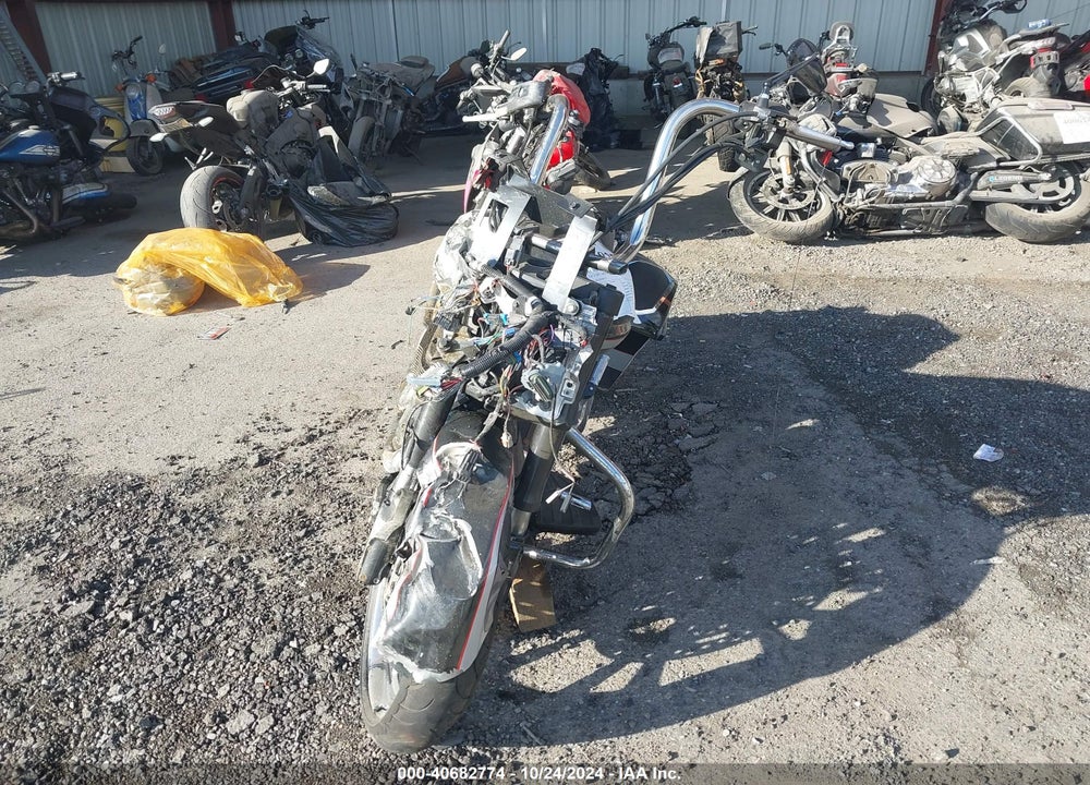 2016 VICTORY MOTORCYCLES MAGNUM VIN: 5VPYW36N2G3055517