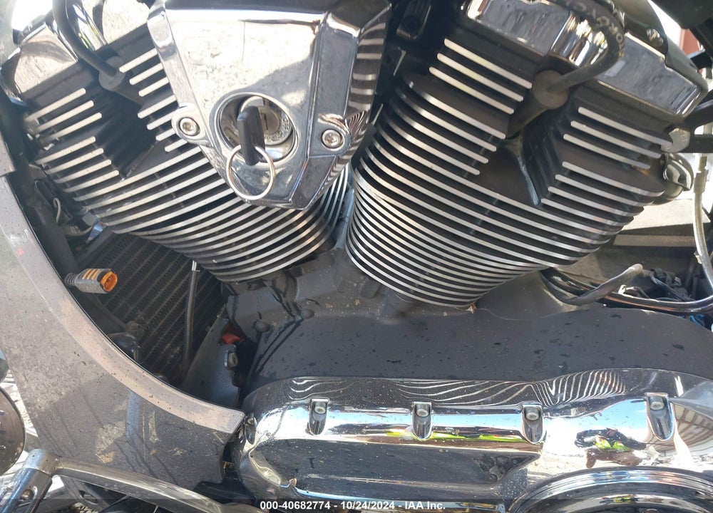 2016 VICTORY MOTORCYCLES MAGNUM VIN: 5VPYW36N2G3055517