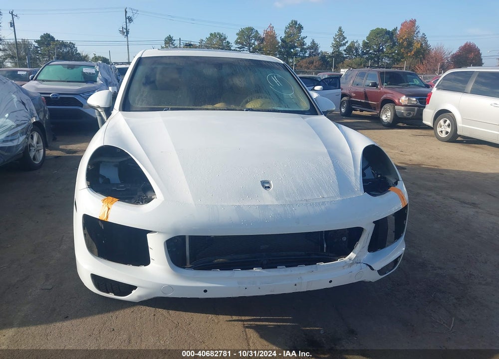 2016 PORSCHE CAYENNE VIN: WP1AA2A24GLA10048