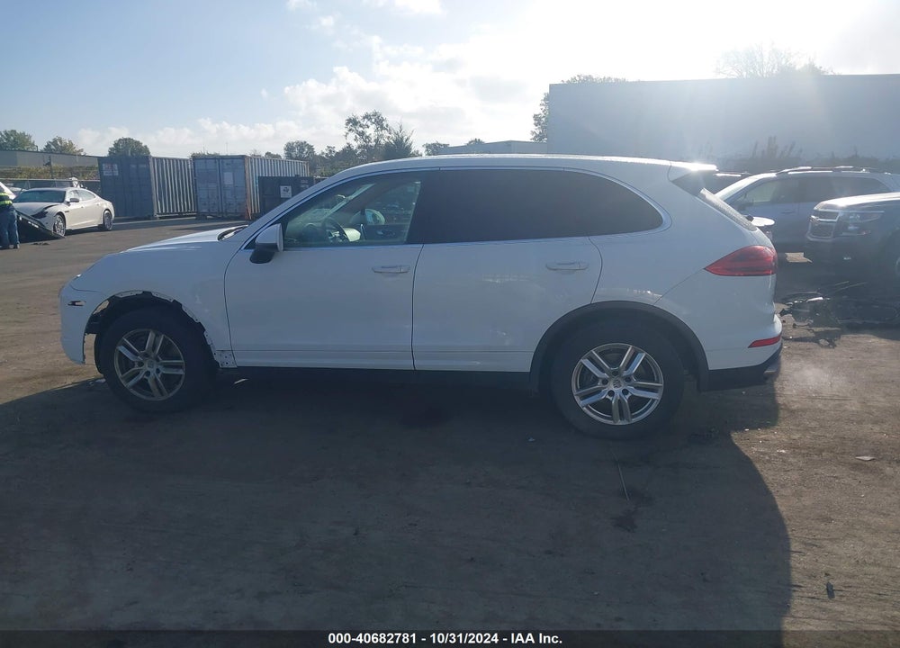 2016 PORSCHE CAYENNE VIN: WP1AA2A24GLA10048