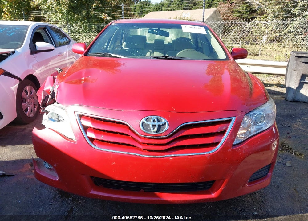 2011 TOYOTA CAMRY LE VIN: 4T1BF3EK5BU143620