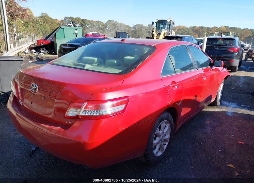 2011 TOYOTA CAMRY LE VIN: 4T1BF3EK5BU143620
