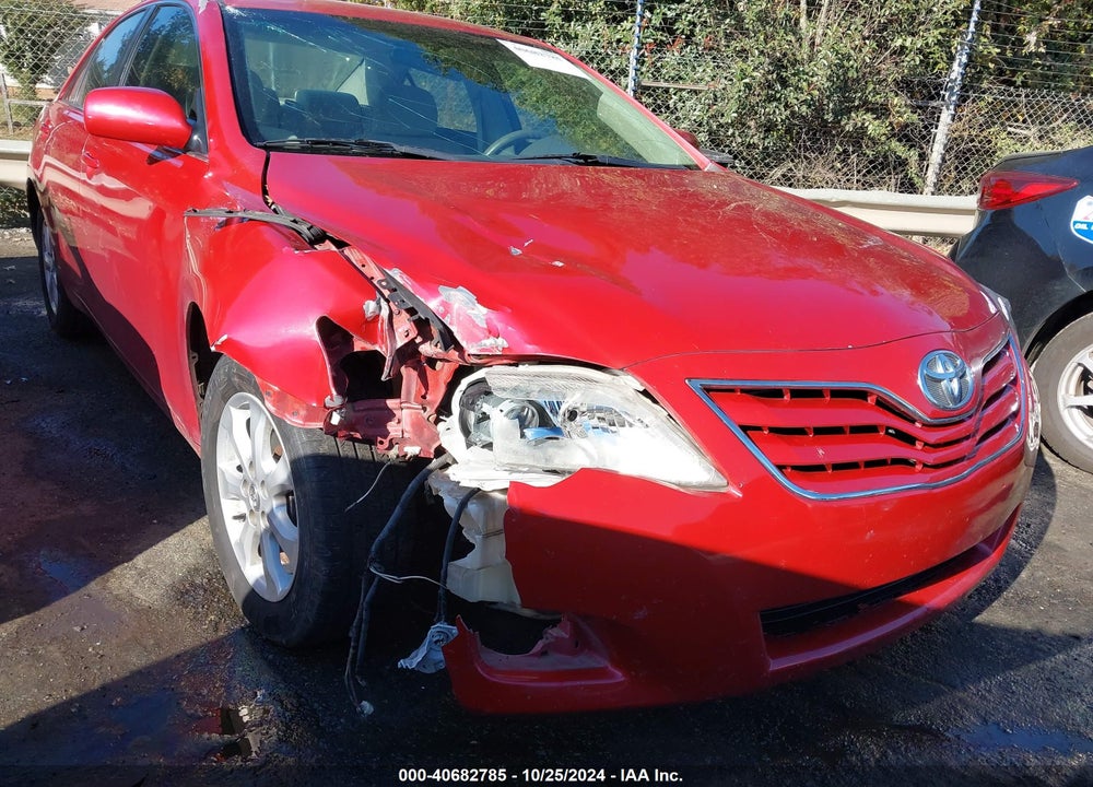 2011 TOYOTA CAMRY LE VIN: 4T1BF3EK5BU143620