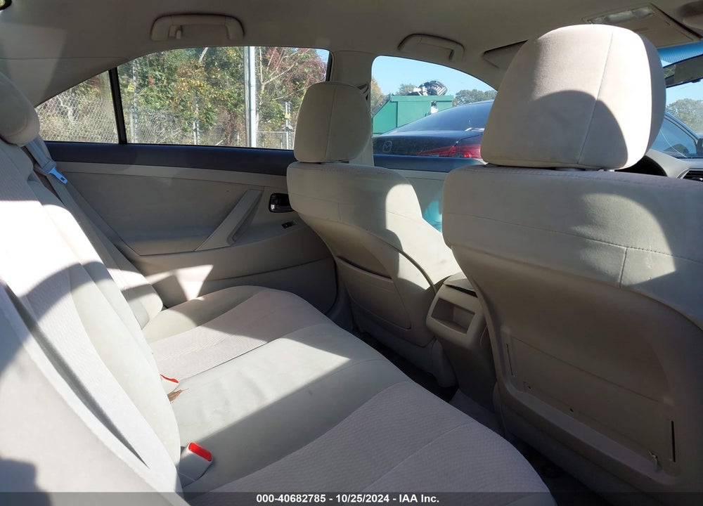 2011 TOYOTA CAMRY LE VIN: 4T1BF3EK5BU143620