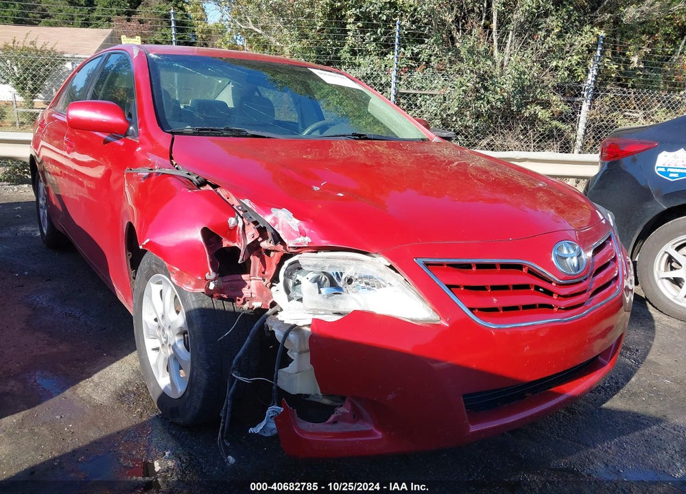 2011 TOYOTA CAMRY LE VIN: 4T1BF3EK5BU143620