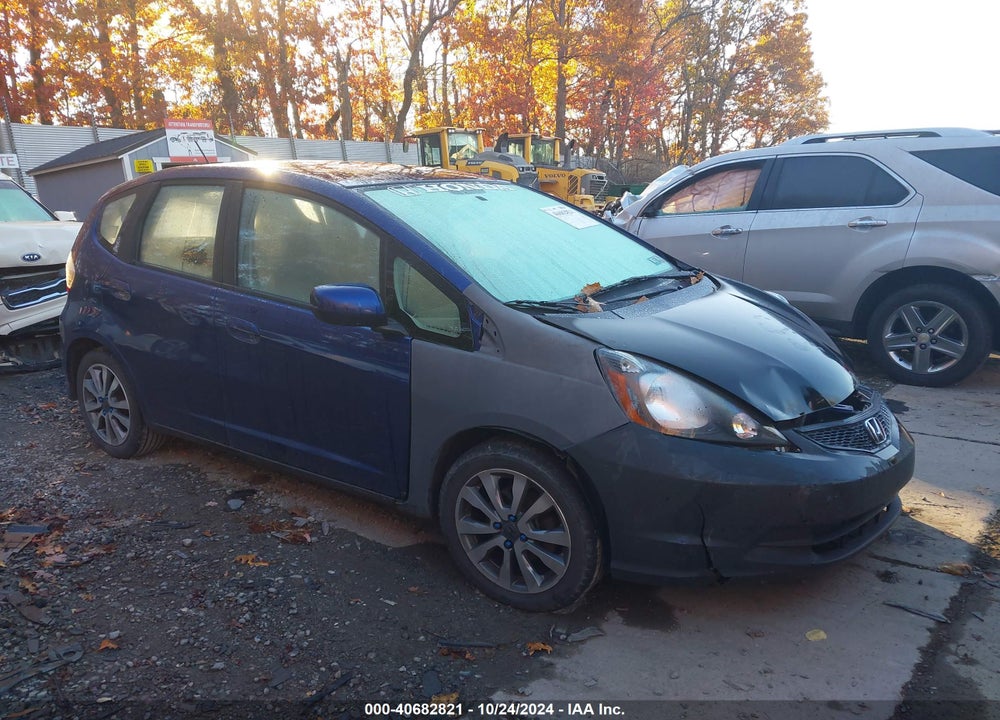 2012 HONDA FIT VIN: JHMGE8H31CC019980