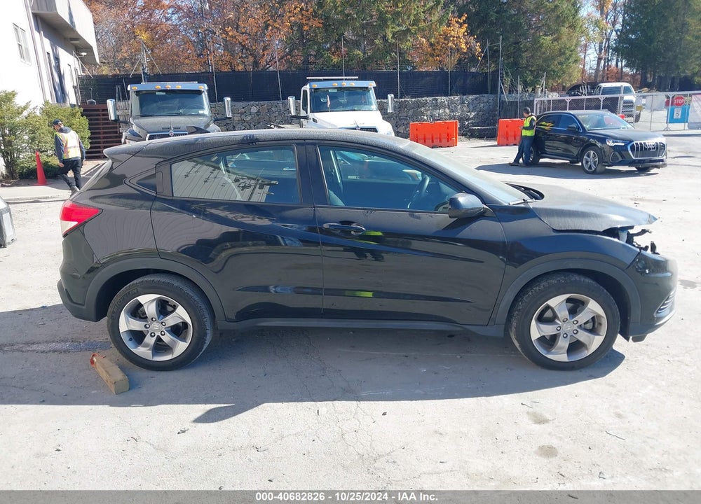 2020 HONDA HR-V AWD LX VIN: 3CZRU6H37LM726897
