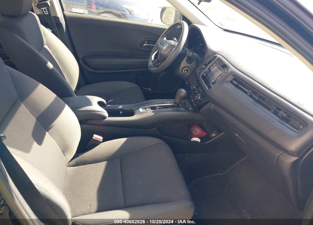 2020 HONDA HR-V AWD LX VIN: 3CZRU6H37LM726897