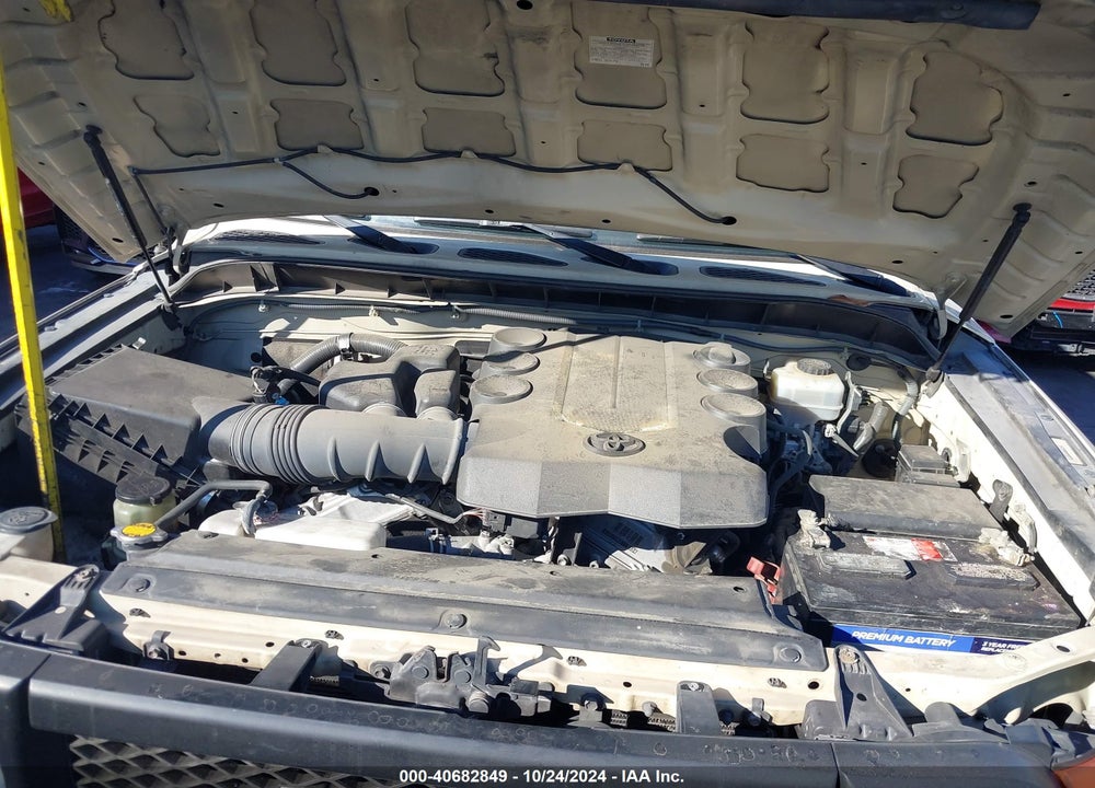 2010 TOYOTA FJ CRUISER VIN: JTEBU4BF7AK074913