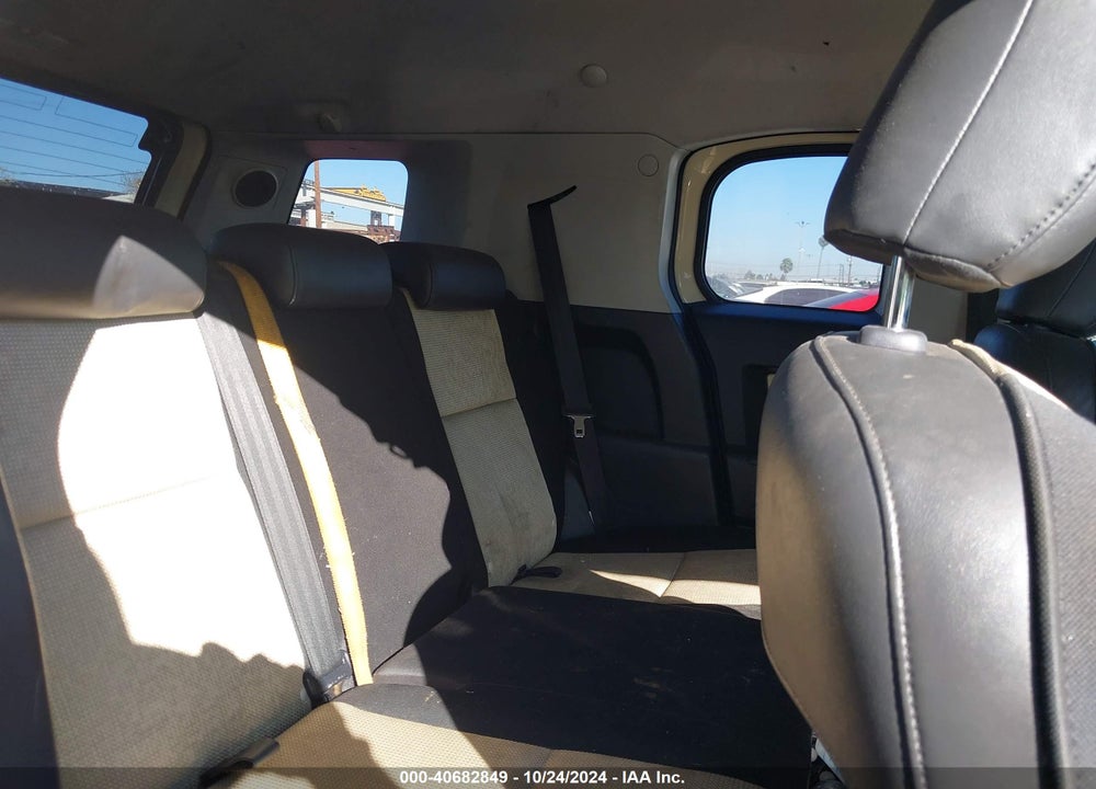 2010 TOYOTA FJ CRUISER VIN: JTEBU4BF7AK074913
