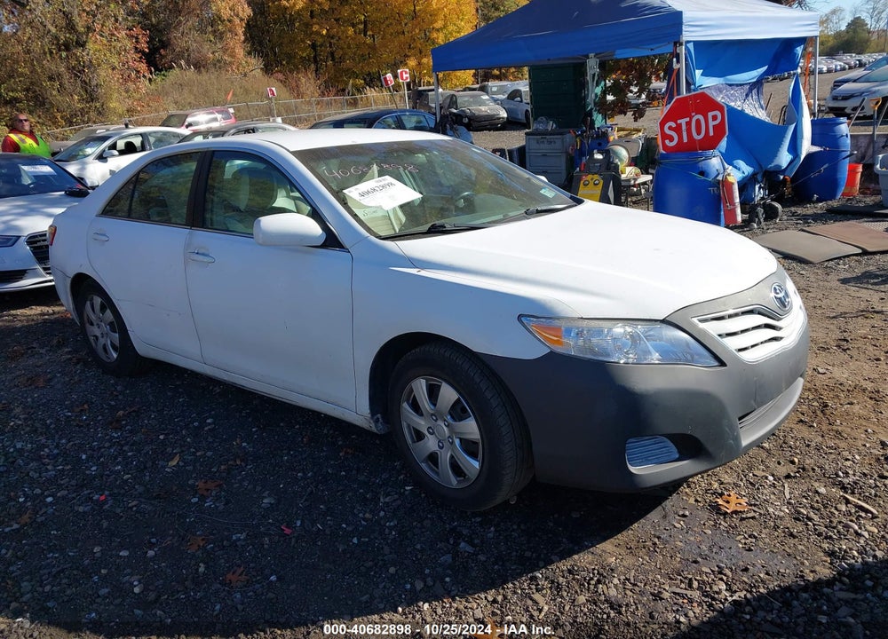 2011 TOYOTA CAMRY LE VIN: 4T1BF3EK2BU722743