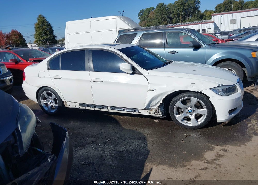 2009 BMW 328I VIN: WBAPH77519NM31445