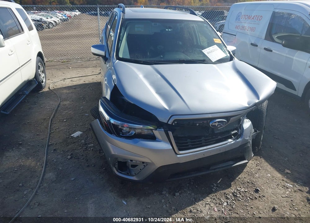 2019 SUBARU FORESTER PREMIUM VIN: JF2SKAEC9KH467404