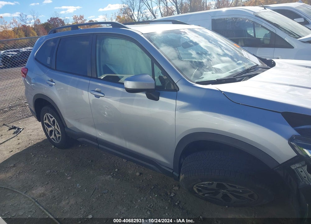 2019 SUBARU FORESTER PREMIUM VIN: JF2SKAEC9KH467404