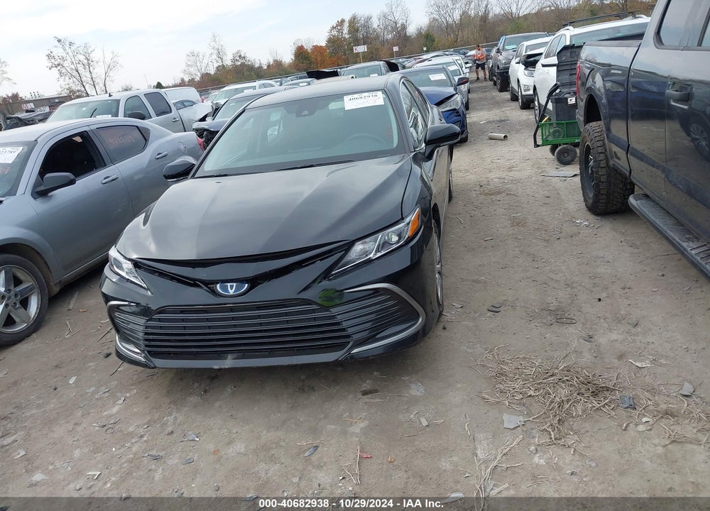 2021 TOYOTA CAMRY LE HYBRID VIN: 4T1C31AK4MU022023