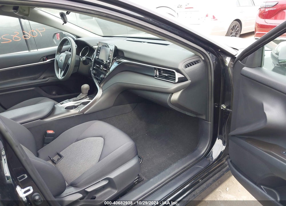 2021 TOYOTA CAMRY LE HYBRID VIN: 4T1C31AK4MU022023