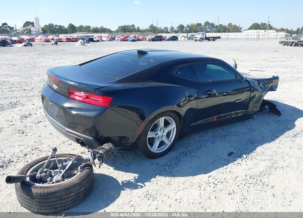 2017 CHEVROLET CAMARO 1LS VIN: 1G1FA1RX6H0196673