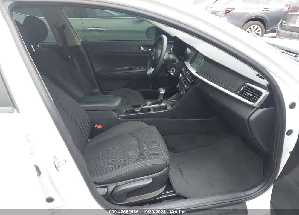 2020 KIA OPTIMA VIN: 5XXGT4L35LG380359