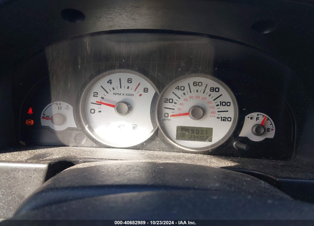 2005 FORD ESCAPE XLT VIN: 1FMYU03165KB36166