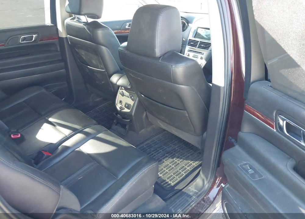 2010 LINCOLN MKT VIN: 2LMHJ5FR1ABJ26807