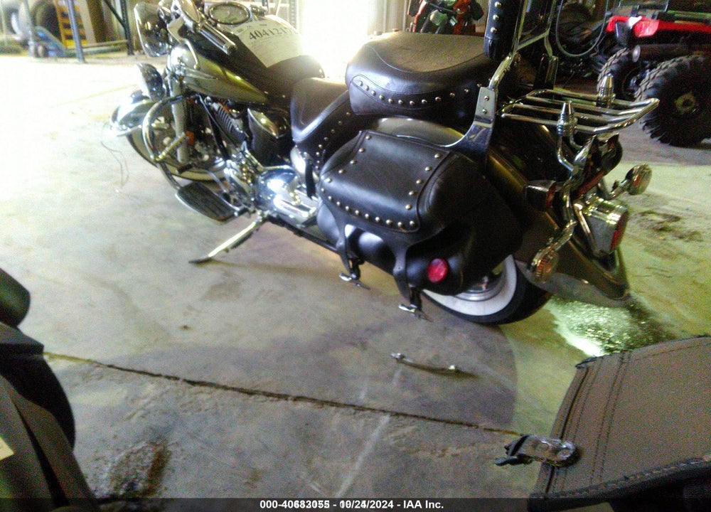 2005 YAMAHA XVS1100 A VIN: JYAVP11E25A063969