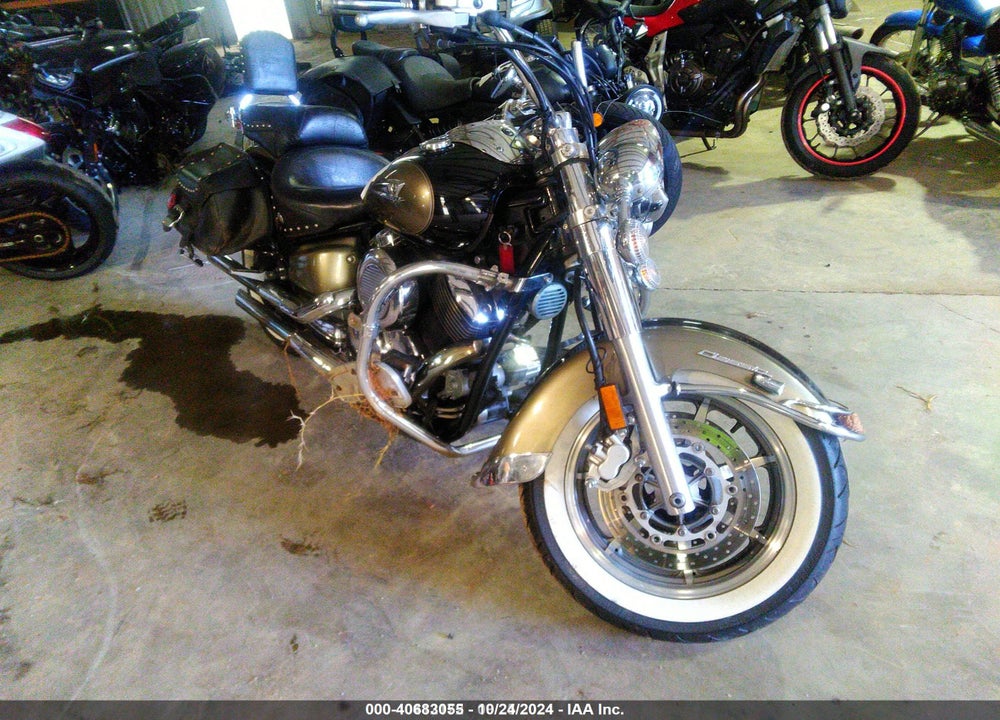 2005 YAMAHA XVS1100 A VIN: JYAVP11E25A063969