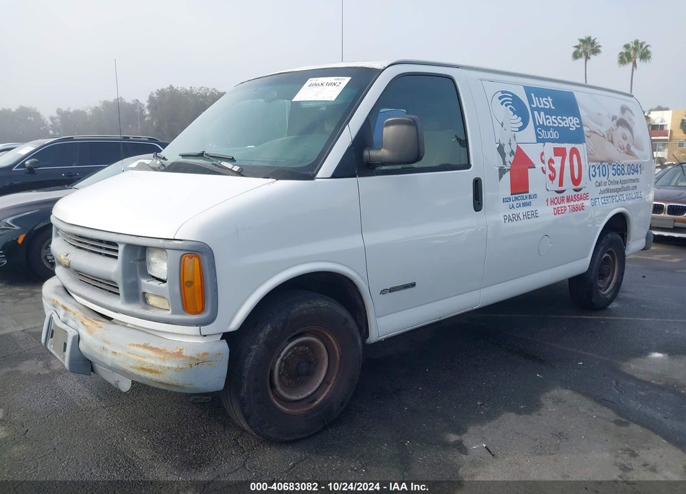 2000 CHEVROLET EXPRESS VIN: 1GCHG35R7Y1220894