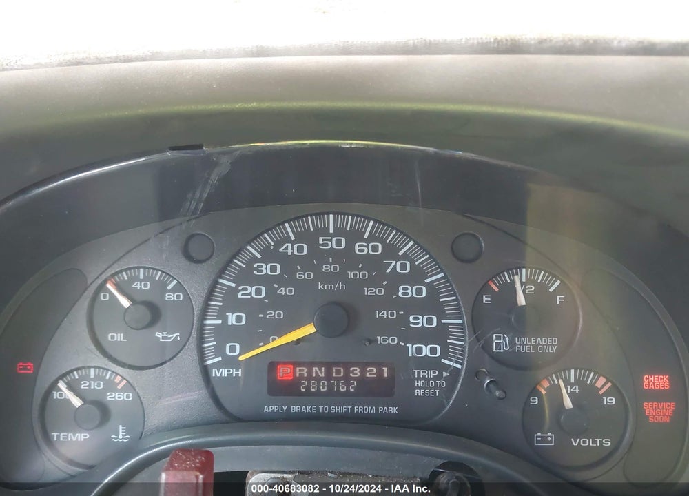 2000 CHEVROLET EXPRESS VIN: 1GCHG35R7Y1220894